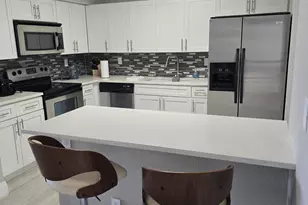 7580 Regency Lake Dr, Boca Raton, FL 33433 - Photo 24