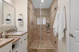 2070 NE 63rd St, Fort Lauderdale, FL 33308 - Photo 18