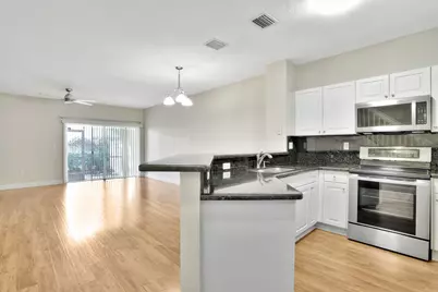6527 Catalina Lane, Tamarac, FL 33321 - Photo 6