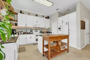 1624 SE 24th Ct, Homestead, FL 33035 - Photo 18