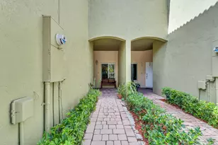 1624 SE 24th Ct, Homestead, FL 33035 - Photo 4