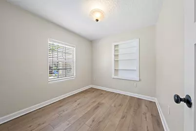 200 E 24th Street, Riviera Beach, FL 33404 - Photo 12