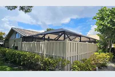 5876 Golden Eagle Circle, Palm Beach Gardens, FL 33418 - Photo 2