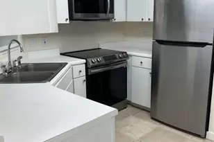 2350 NW 33rd St, Oakland Park, FL 33309 - Photo 8