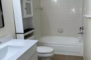 2350 NW 33rd St, Oakland Park, FL 33309 - Photo 22