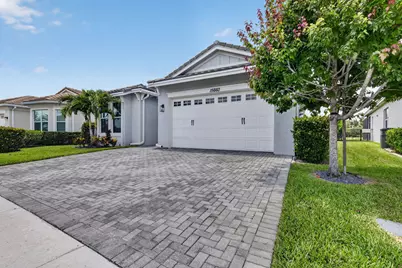 15660 Goldfinch Circle, The Acreage, FL 33470 - Photo 2