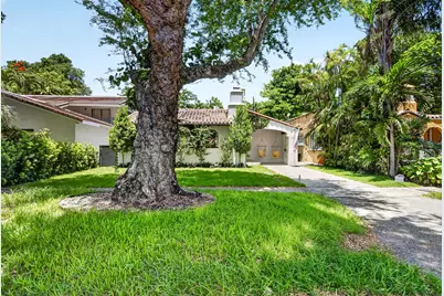 1310 Madrid Street, Coral Gables, FL 33134 - Photo 2