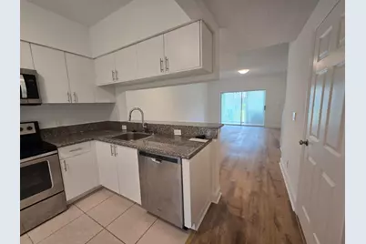 78 Simonton Circle, Weston, FL 33326 - Photo 4
