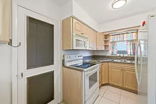 1716 N 25th Ave, Hollywood, FL 33020 - Photo 8