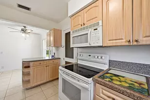 1716 N 25th Ave, Hollywood, FL 33020 - Photo 10