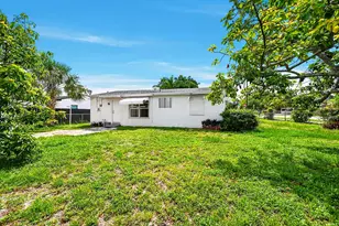 1716 N 25th Ave, Hollywood, FL 33020 - Photo 24