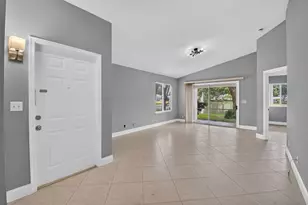 9220A Vineland Ct, Boca Raton, FL 33496 - Photo 4