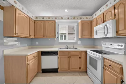 9220 A Vineland Court, Boca Raton, FL 33496 - Photo 14
