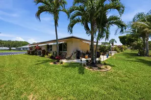 957 Circle Dr, Delray Beach, FL 33445 - Photo 22