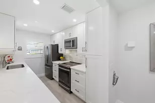 957 Circle Dr, Delray Beach, FL 33445 - Photo 8