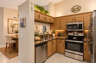 13811 Oneida Dr, Delray Beach, FL 33446 - Photo 4