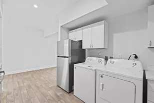 56 W 12th St, Riviera Beach, FL 33404 - Photo 22