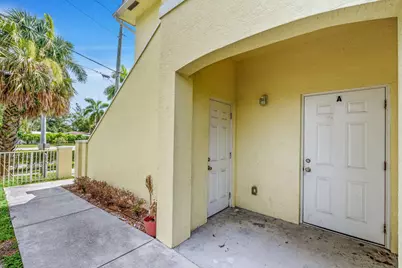56 W 12th Street #A, Riviera Beach, FL 33404 - Photo 4