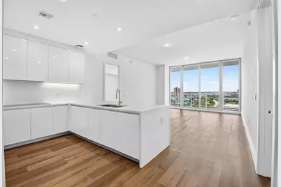 220 Lake Shore Drive #1511, West Palm Beach, FL 33403 - Photo 2