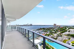 220 Lake Shore Dr, West Palm Beach, FL 33403 - Photo 8