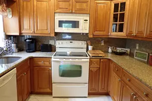 4690 Carambola Cir N, Coconut Creek, FL 33066 - Photo 10