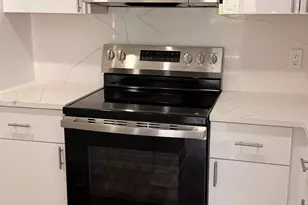10401 SW 108th Ave, Miami, FL 33176 - Photo 2
