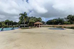 135 Heritage Way, West Palm Beach, FL 33407 - Photo 58