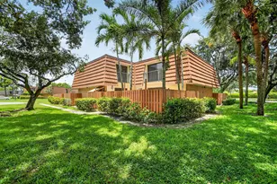 135 Heritage Way, West Palm Beach, FL 33407 - Photo 1
