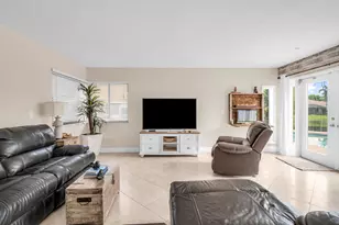 8740 SW 57th St, Cooper City, FL 33328 - Photo 4