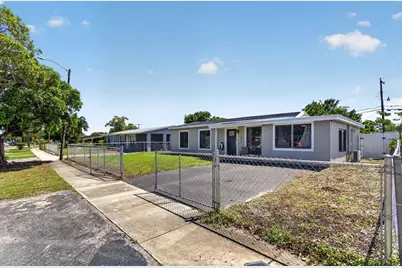 1871 NW 33rd Avenue, Lauderhill, FL 33311 - Photo 10