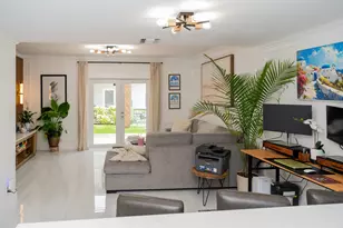1877 NE 15th Ave, Fort Lauderdale, FL 33305 - Photo 4