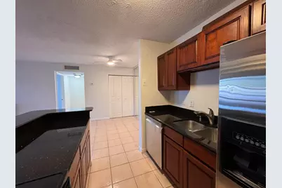 809 NE 199th Street #105-7, Miami, FL 33179 - Photo 26