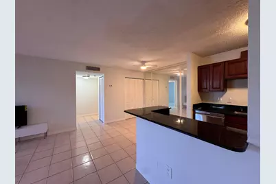 809 NE 199th Street #105-7, Miami, FL 33179 - Photo 24