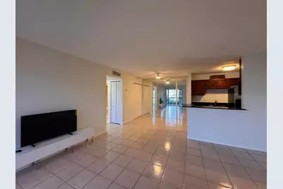 809 NE 199th Street #105-7, Miami, FL 33179 - Photo 2