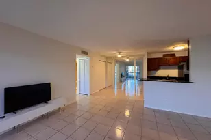 809 NE 199th St, Miami, FL 33179 - Photo 2