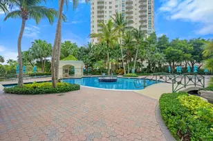19501 W Country Club Dr, Aventura, FL 33180 - Photo 20