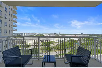 19501 W Country Club Drive #1412, Aventura, FL 33180 - Photo 16
