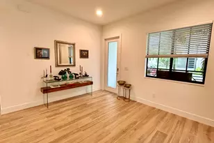 1423 SW 23rd St, Fort Lauderdale, FL 33315 - Photo 2