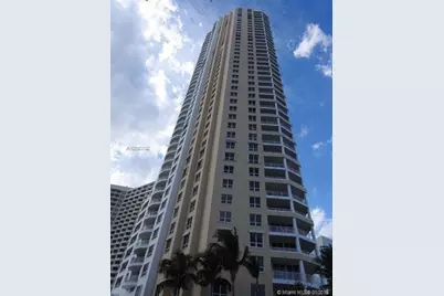 848 Brickell Key Drive #1505, Miami, FL 33131 - Photo 16