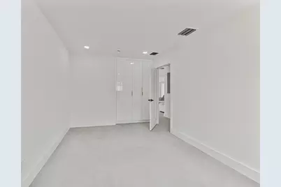411 SE 2nd Avenue, Pompano Beach, FL 33060 - Photo 32