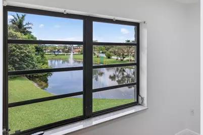 8460 Casa Del Lago, Boca Raton, FL 33433 - Photo 22
