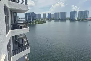 3600 Mystic Pointe Dr, Aventura, FL 33180 - Photo 14