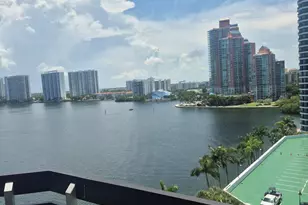 3600 Mystic Pointe Dr, Aventura, FL 33180 - Photo 28