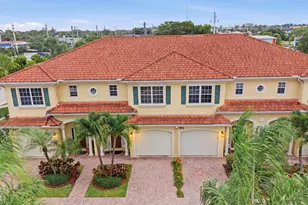 556 Marbella Cir, North Palm Beach, FL 33403 - Photo 2
