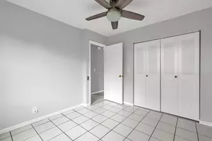 1273 Spring Cir Dr, Coral Springs, FL 33071 - Photo 20