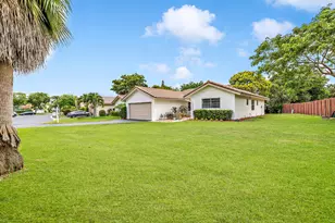 1273 Spring Cir Dr, Coral Springs, FL 33071 - Photo 26
