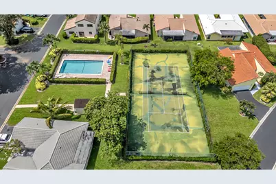 1273 Spring Cir Drive, Coral Springs, FL 33071 - Photo 4