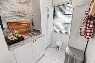 1021 Mockingbird Ln, Plantation, FL 33324 - Photo 16