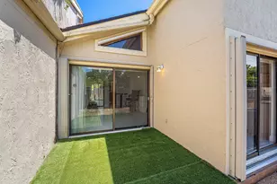 7627 Sierra Dr W, Boca Raton, FL 33433 - Photo 32