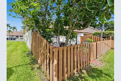 1160 Parkside Green Drive #F, Greenacres, FL 33415 - Photo 34